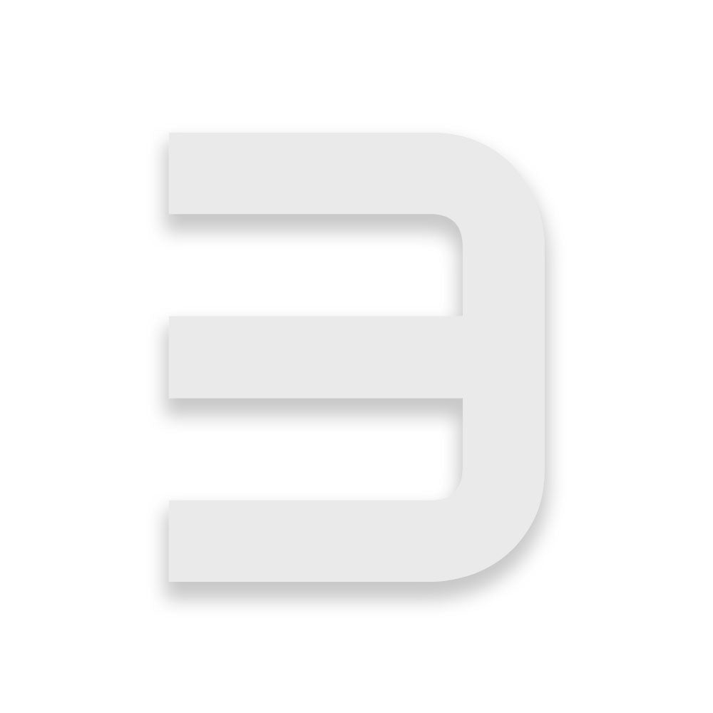 Weiß pulverbeschichtete Hausnummern Ziffern und Buchstaben in verschiedenen Höhen wählbar Schrift AUDIOWIDE aus Edelstahl V2A