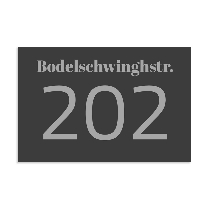 Farbige Edelstahlschilder in verschiedenen Größen. Individuell personalisierbar 40 Schriftarten über 200 Motive.