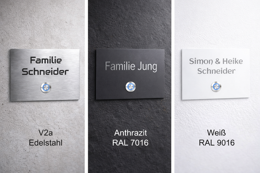 Drei Klingelschilder: Edelstahl, Anthrazit, Weiß; mit Namensschildern. V2A pulverbeschichtet