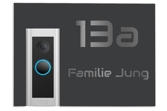 Ring Türklingel, Hausnummer 13a, Familienname Jung, grauer Hintergrund.