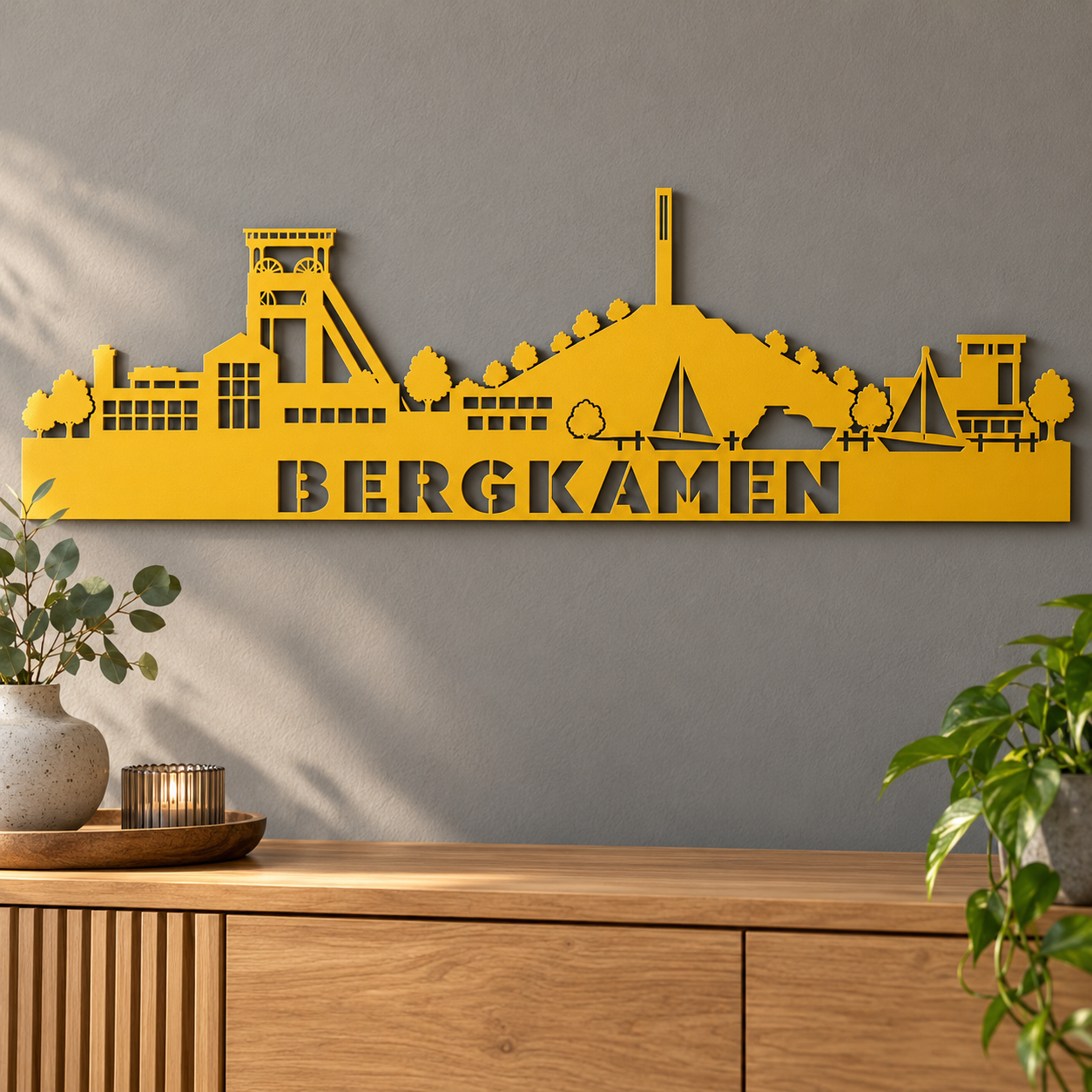 Bergkamen Skyline in Honiggelb über einem Sideboard – Gestaltungsvorschau