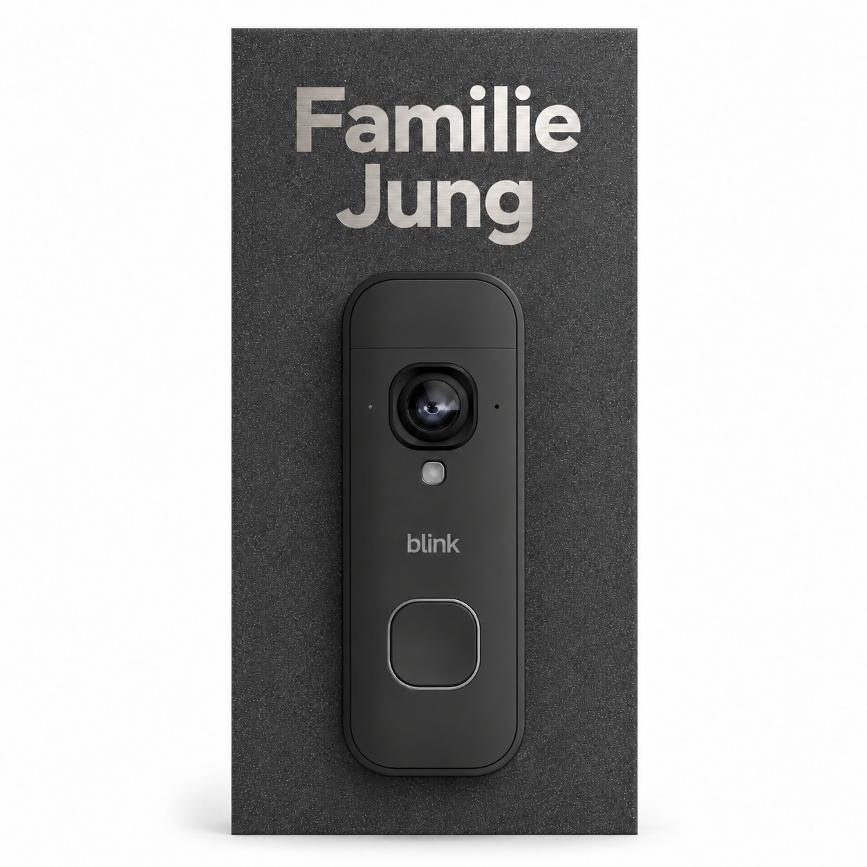 Designvisualisierung: Dekorschild Eisenglimmer DB703, Gravur oben, schwarze Blink Videotürklingel 2K+ Batterie. Schrift aus freigelegtem geschliffenem Edelstahl. Rechtwinklige Schildecken.