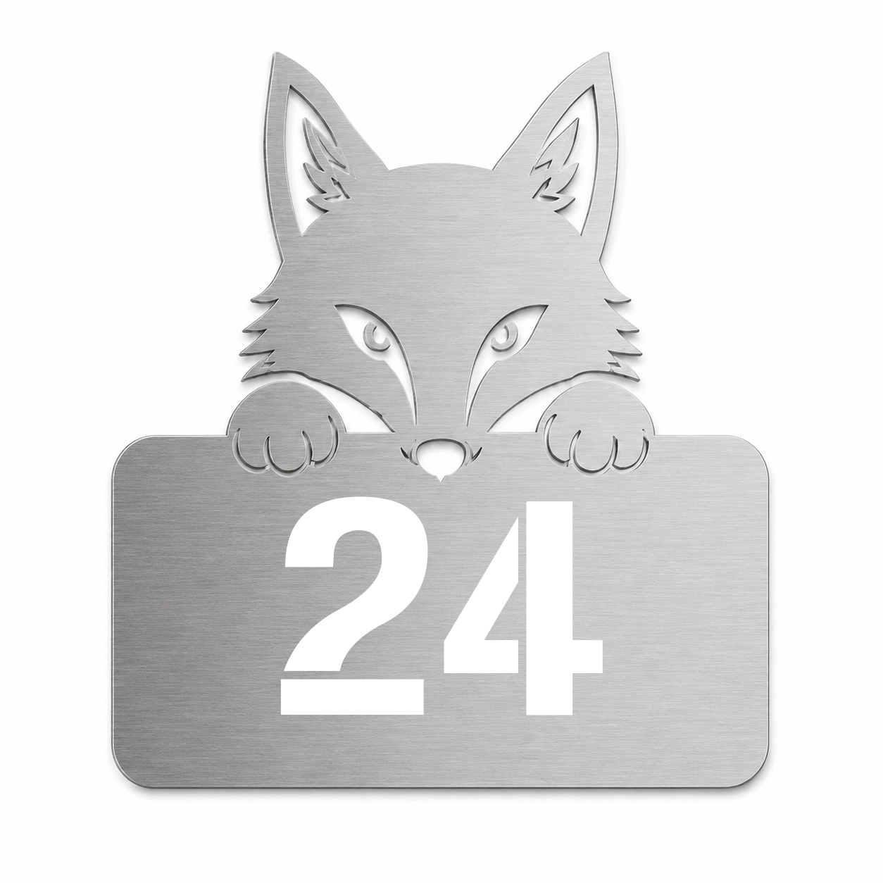 Fuchs Hausnummer 24 aus horizontal gebürstetem V2A Edelstahl mit ausgelaserter Gunplay-Stencil-Schrift