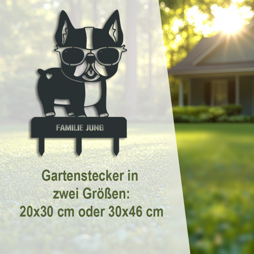 Gartenstecker in Bulldoggenform aus V2A Edelstahl mit Sonnenbrille – personalisierbar mit Namen, wetterfest und rostfrei, in 20x30 oder 30x46 cm erhältlich

