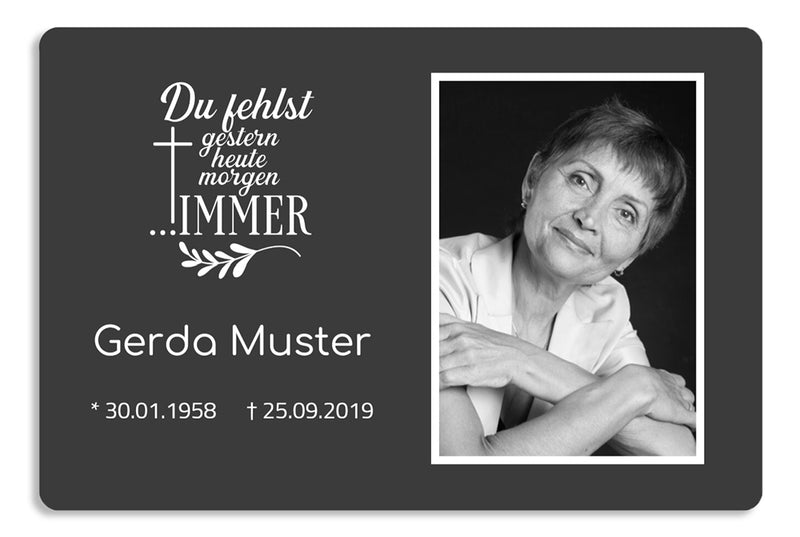Personalisierte Gedenktafel mit UV Druck – V2A Edelstahl – hochwertig pulverbeschichtet