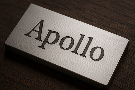 Nahaufnahme Boxenschild